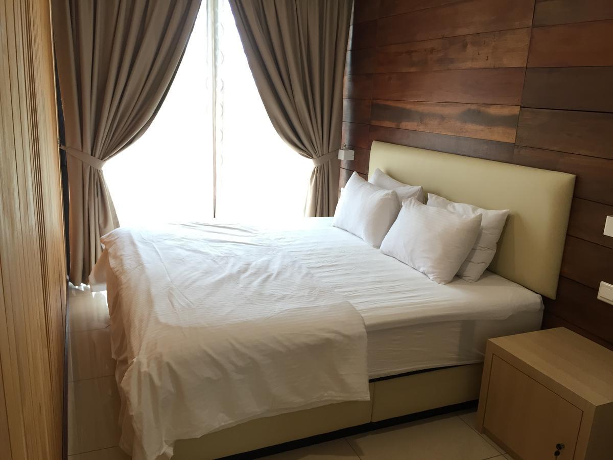 กลวง คอนเทนเนอร์ โฮเต็ล Hotel เกอลวง ภายนอก รูปภาพ