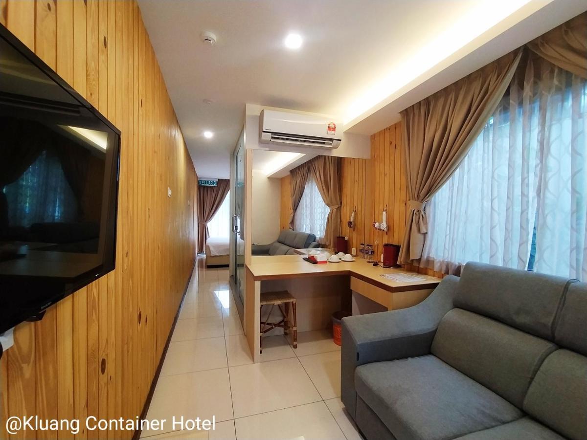 กลวง คอนเทนเนอร์ โฮเต็ล Hotel เกอลวง ภายนอก รูปภาพ