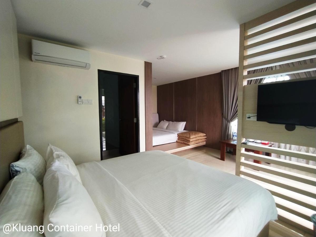 กลวง คอนเทนเนอร์ โฮเต็ล Hotel เกอลวง ภายนอก รูปภาพ